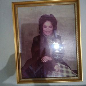 Meet your Posher, Constance